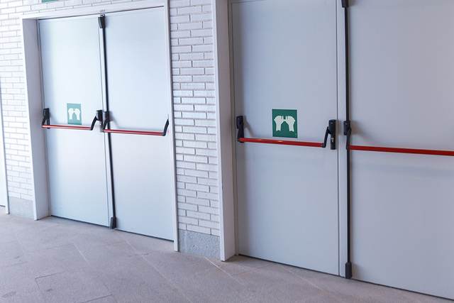 Manuseamento e Reparação de Portas Corta-Fogo